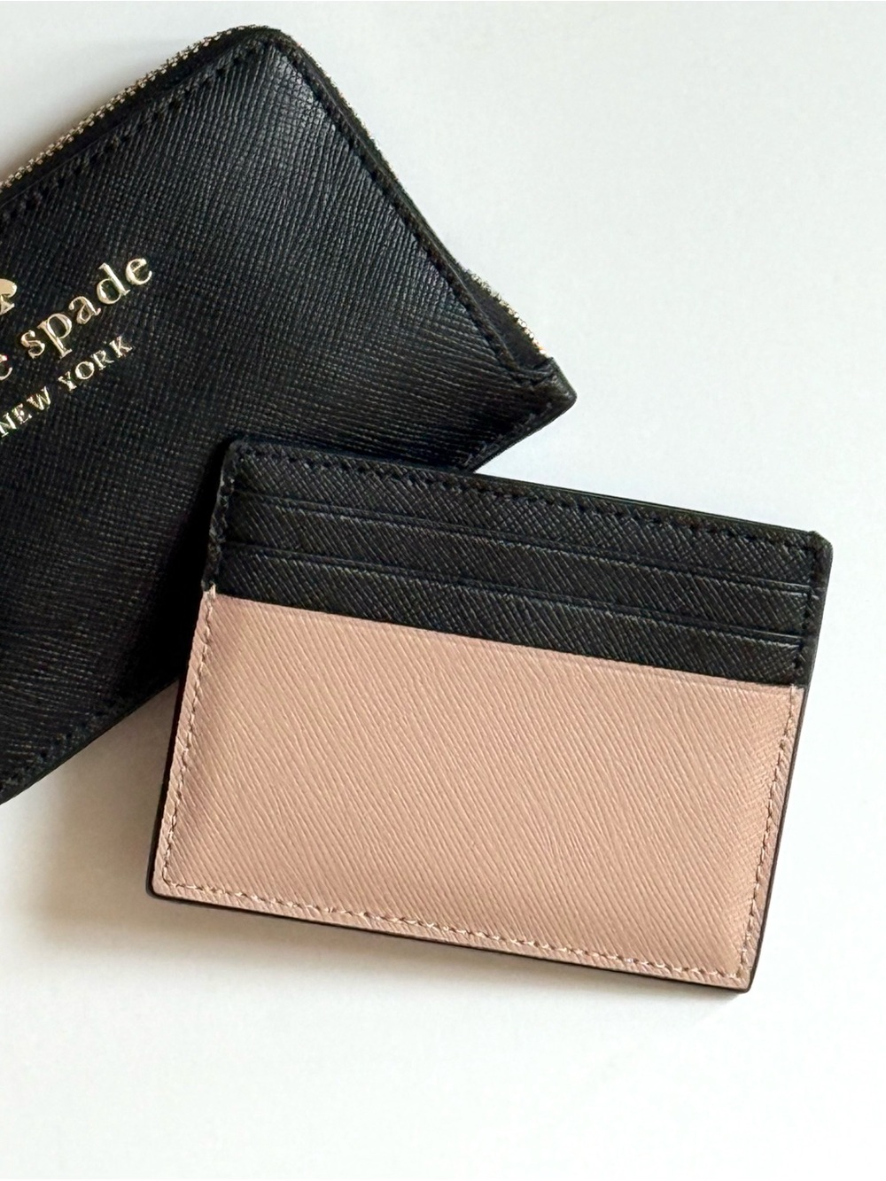 Kate Spade Madison Black & Taupe Leather Card Holder Wallet NWT - Picture 3 of 5